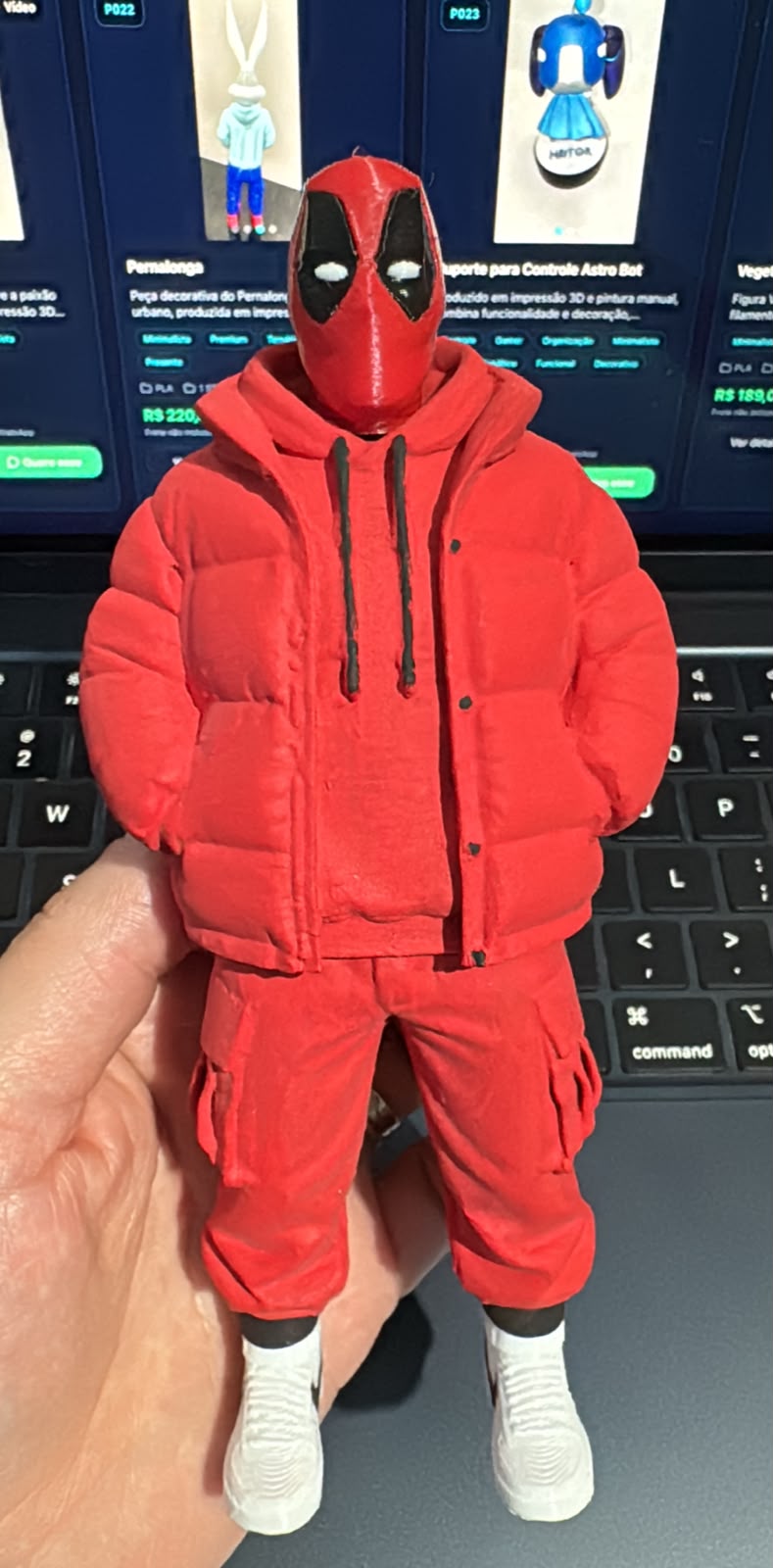 Deadpool Street – Colecionável 3D Pintado à Mão